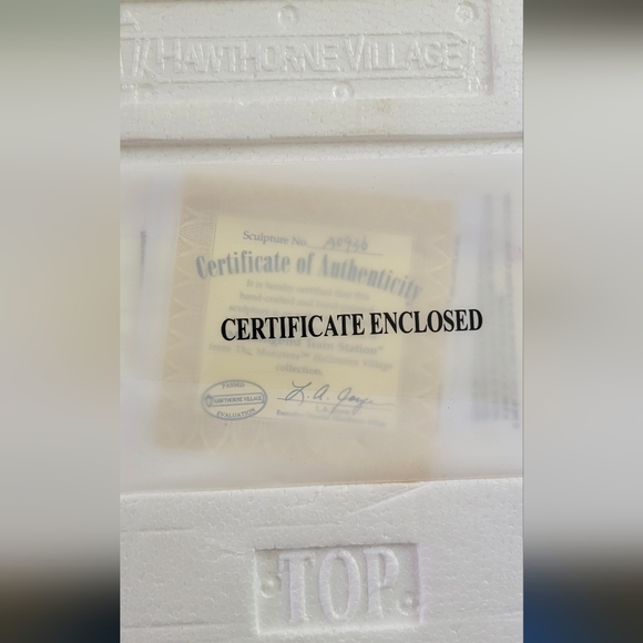 The Munsters Mockingbird Train Station by the Bradford exchange. NWOT. - Picture 8 of 9